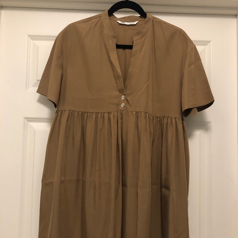 Zara Brand New Taupe Top